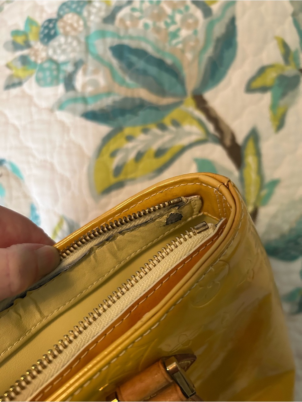 Authentic Louis Vuitton Vernis Bag - Picture 6 of 13